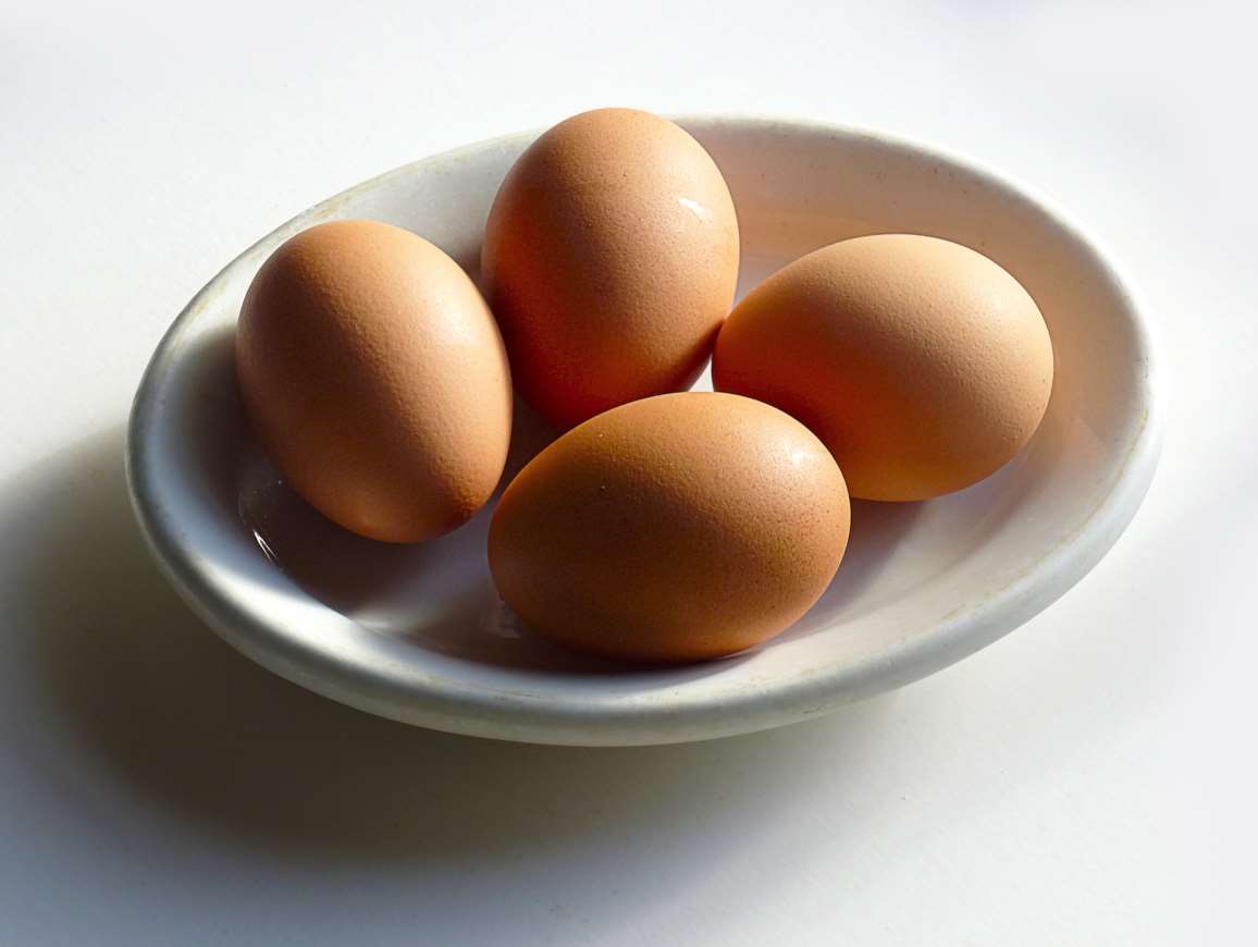 hard%20boiled%20egg%20to%20eat%20at%20night.jpg